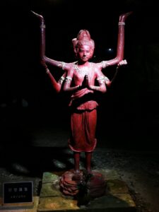 ハニべ仏像２